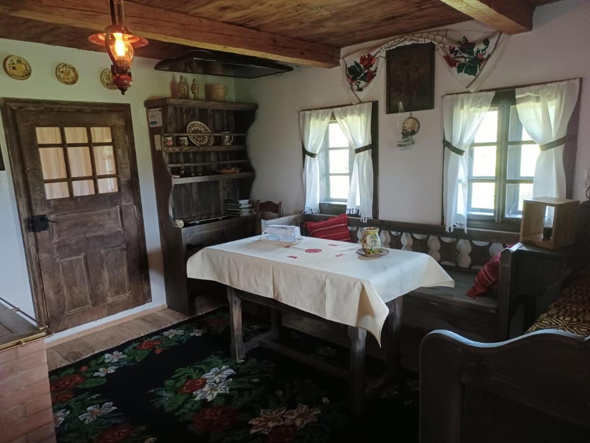 Pensiunea Agroturistica Casa Jucan Poieni Buitenkant foto